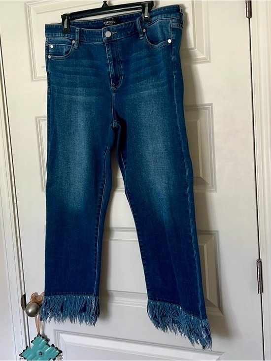 Liverpool Straight Crop Jeans in Dark Blue with Frayed Hem - Picture 2 of 7